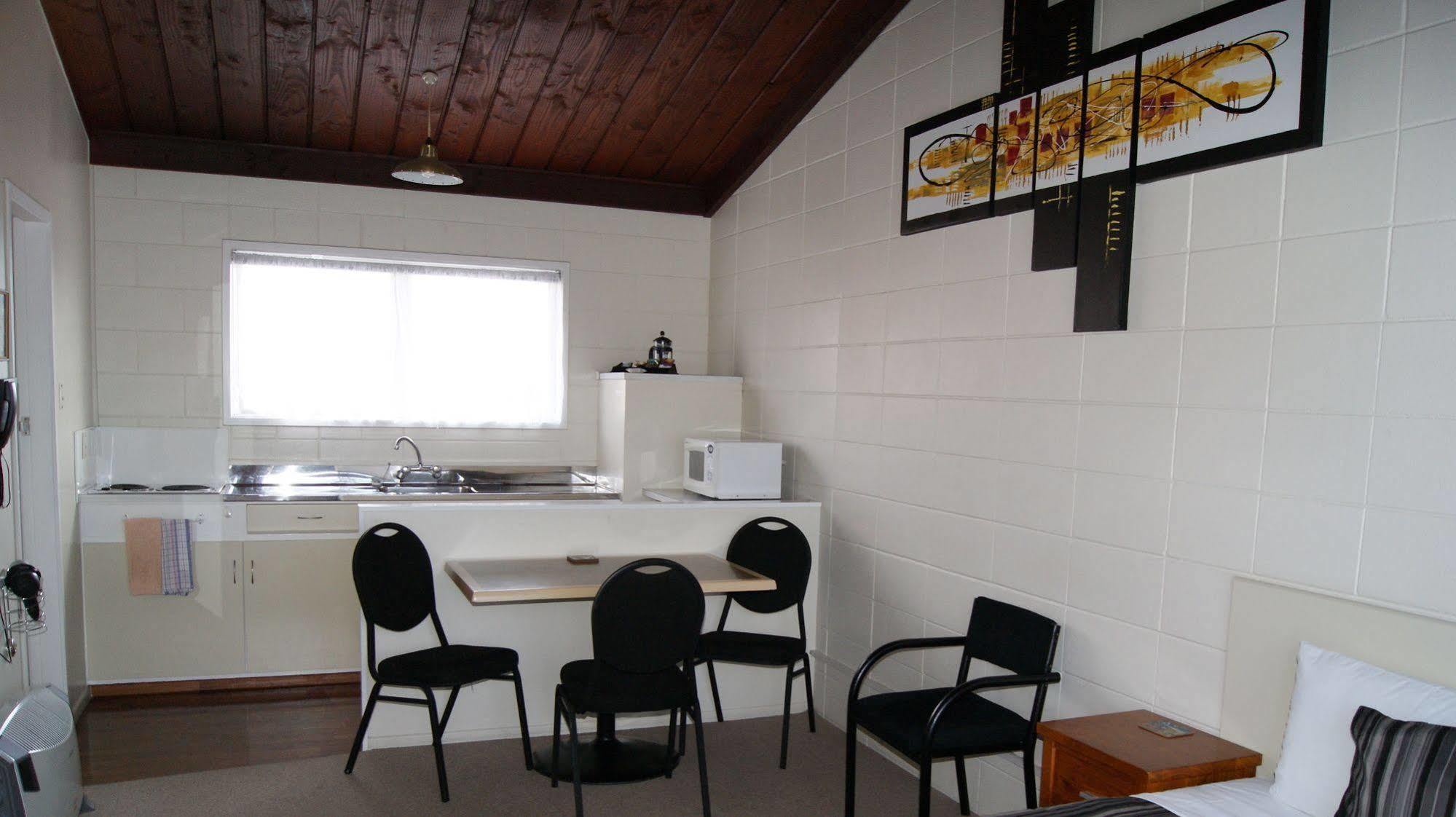Tourist Court Motel Whakatane Exteriér fotografie